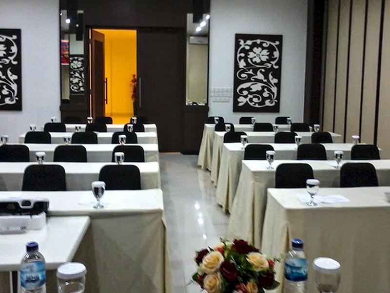 Ayla City Hotel Sorong Exterior foto